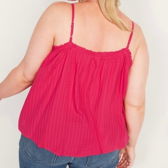 NWT- Cami Top for Women - 4X with V-neck and curve hem - Picture 2 of 2